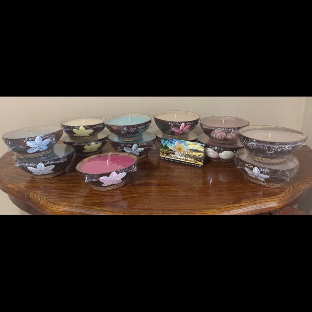 Candles, organic soy, tropical aromatherapy. hand painted & nautical rope base.